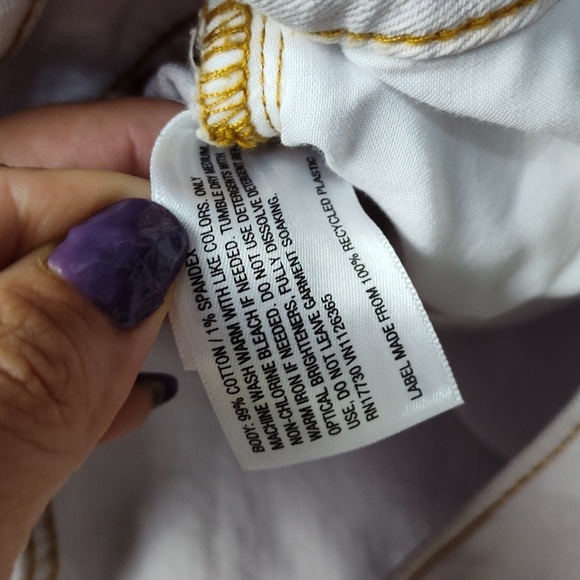 NWT Universal Thread High Rise Vintage Midi Short - Picture 10 of 10